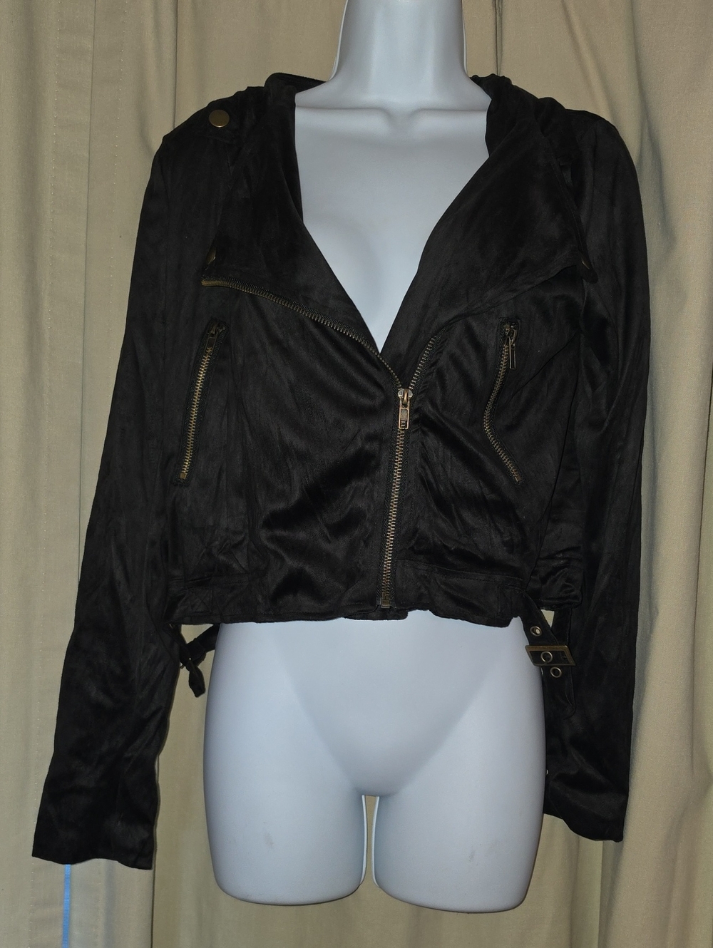 Black Cropped Moto-Style Leather Jacket with Zip Details
